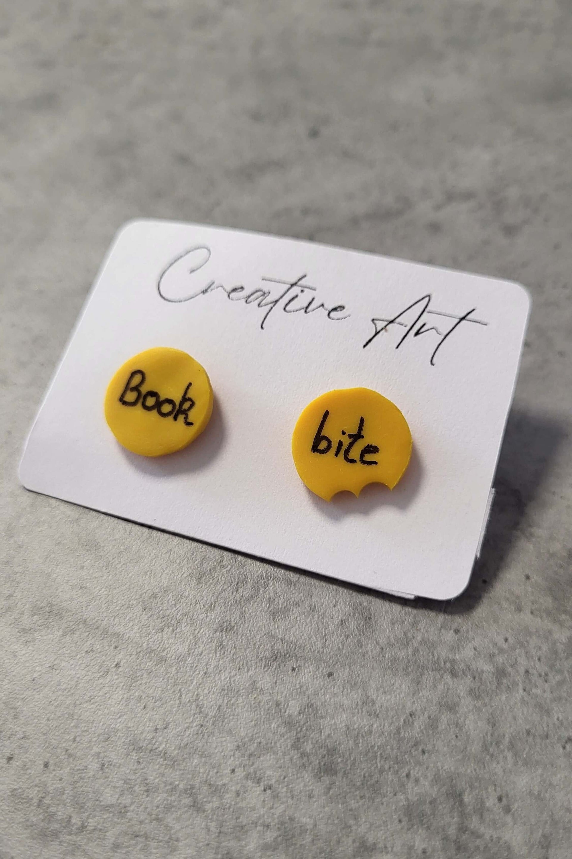 Cercei „Book bite”