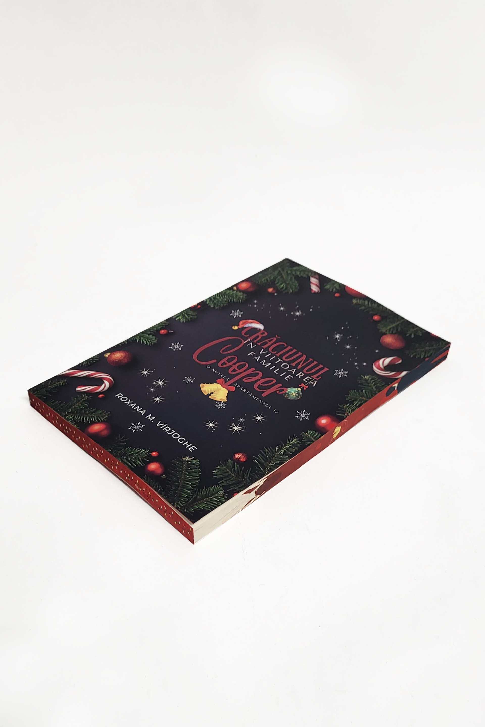 CRACIUNUL ÎN VIITOAREA FAMILIE COOPER - PRINTED EDGES