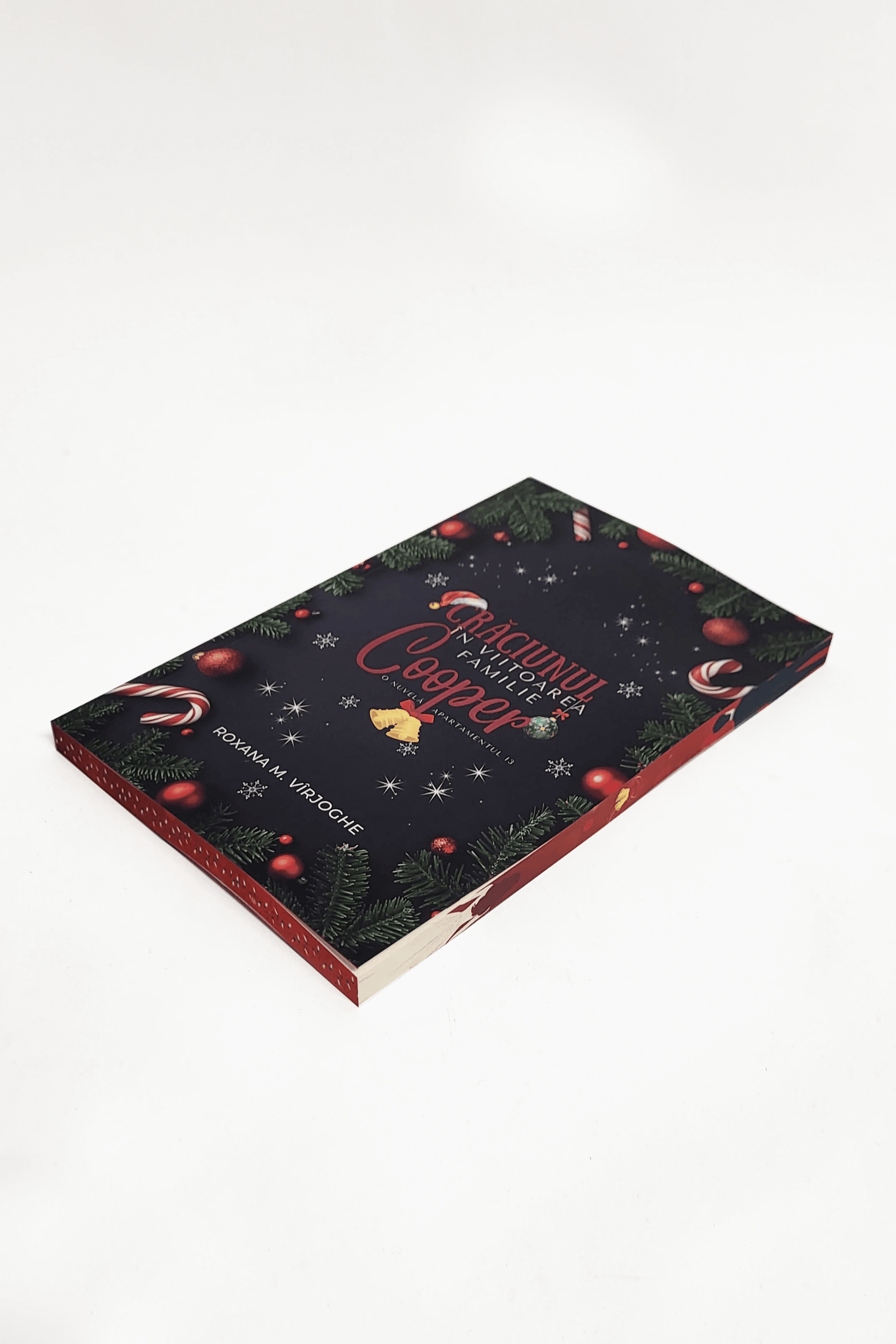 CRACIUNUL ÎN VIITOAREA FAMILIE COOPER - PRINTED EDGES