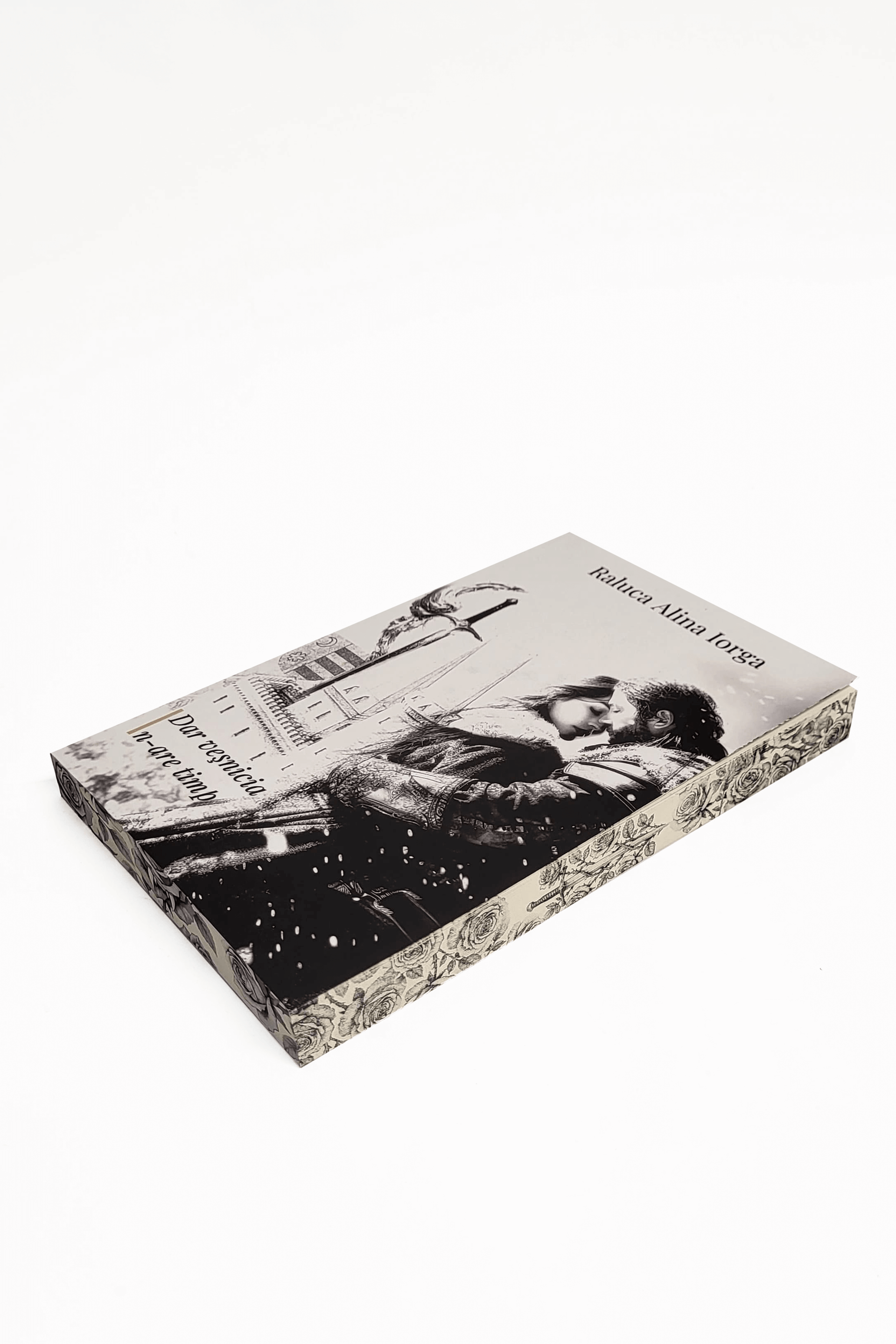 Dar veșnicia n-are timp - PRINTED EDGES
