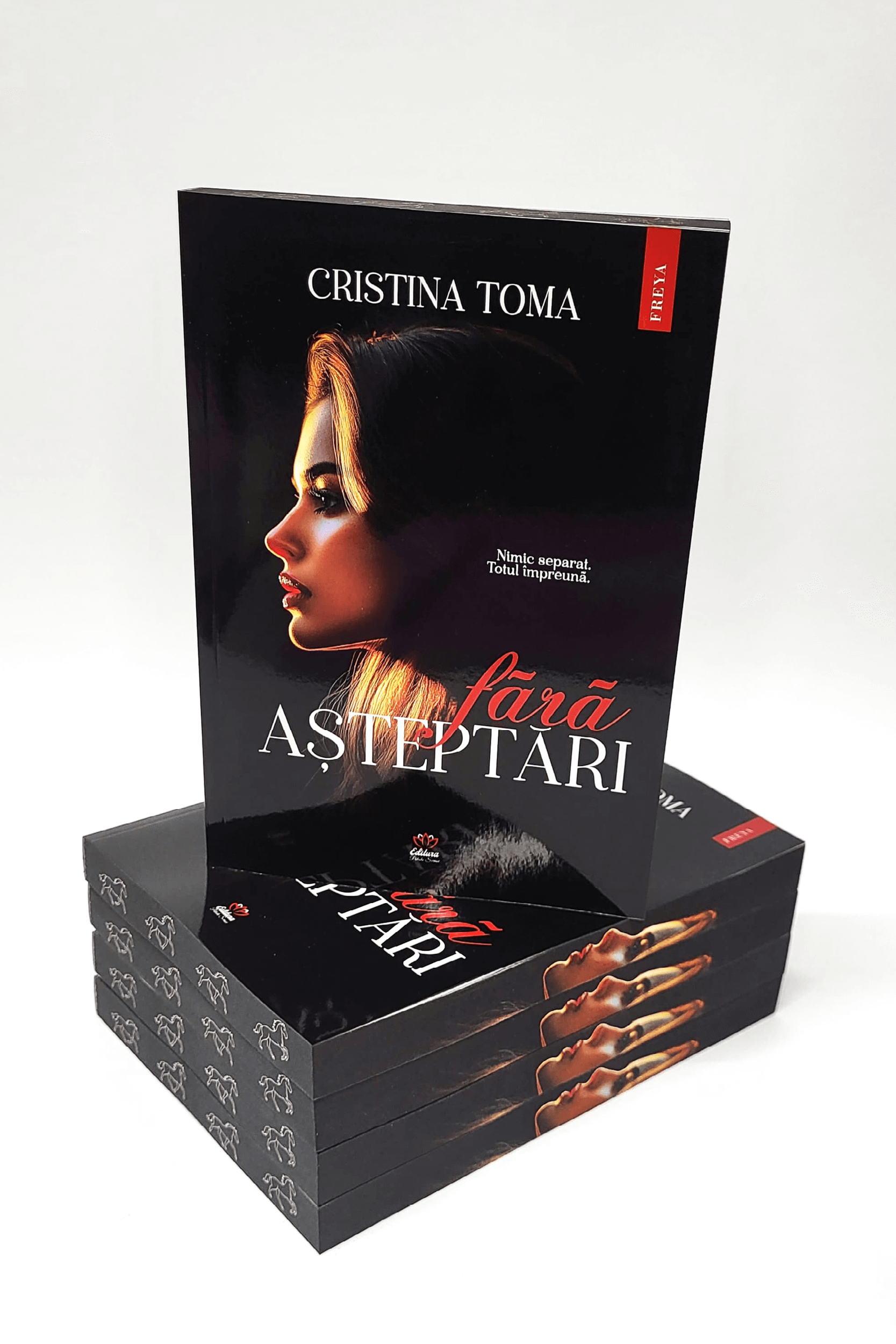 Fără așteptări - PRINTED EDGES