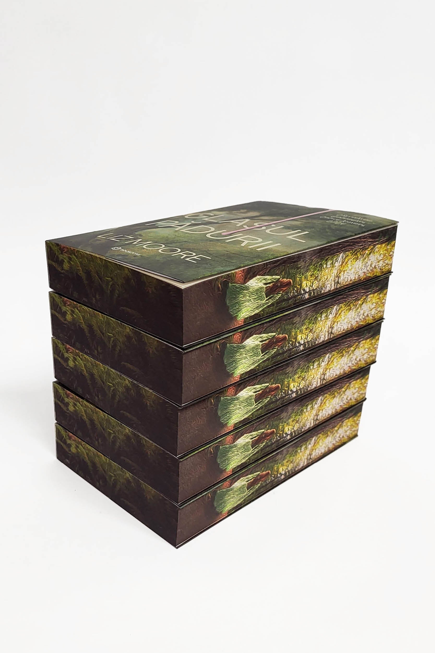 Glasul padurii - PRINTED EDGES