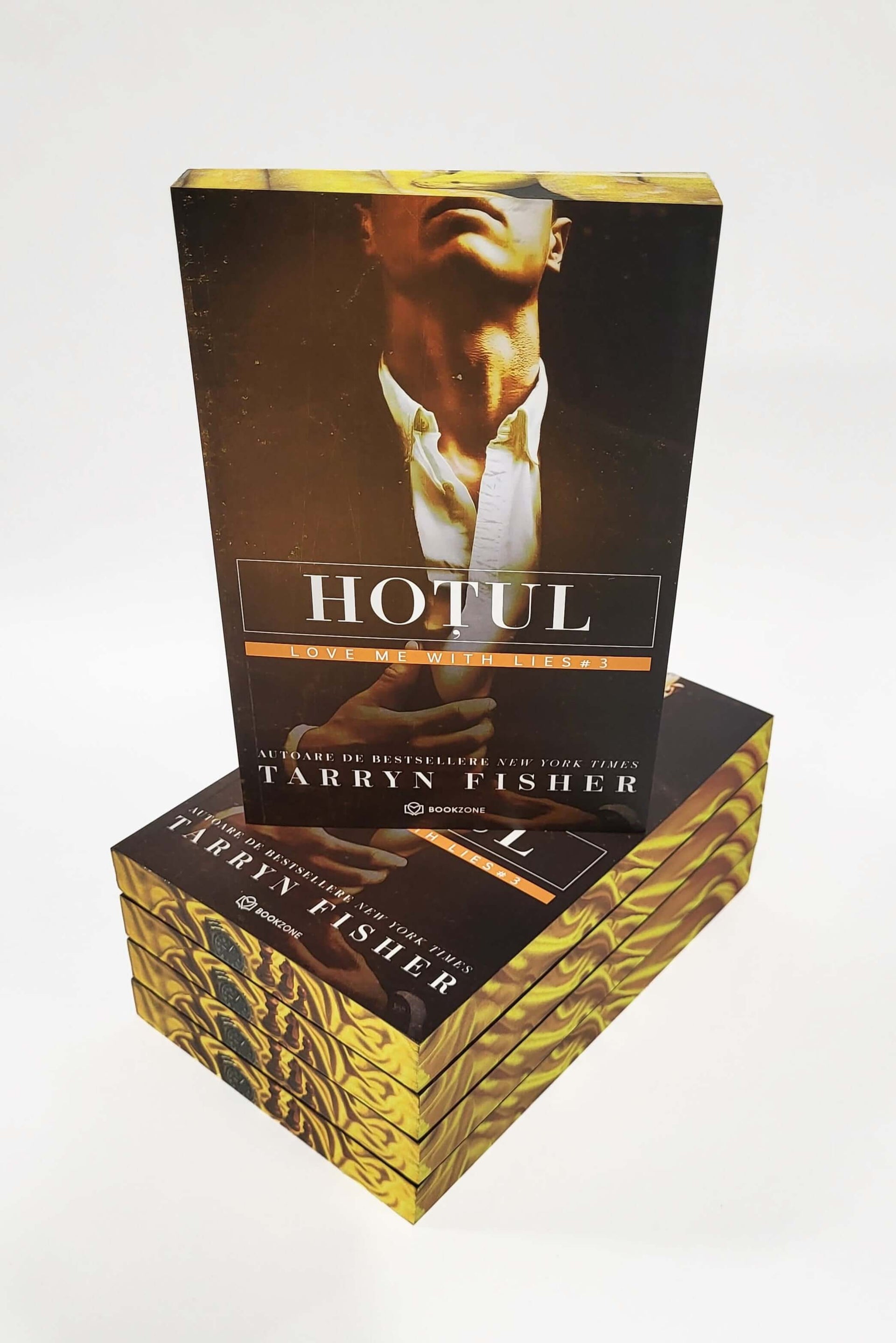 Hoțul (Love me with lies #3) - PRINTED EDGES
