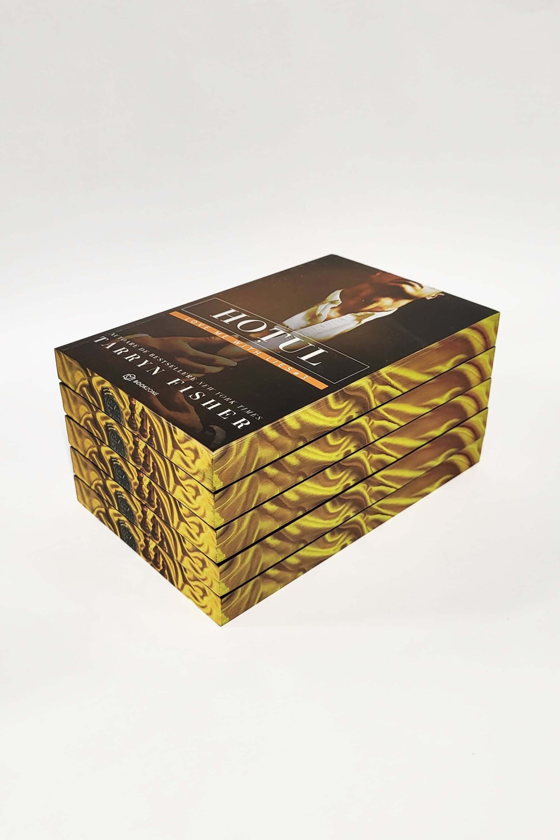 Hoțul (Love me with lies #3) - PRINTED EDGES