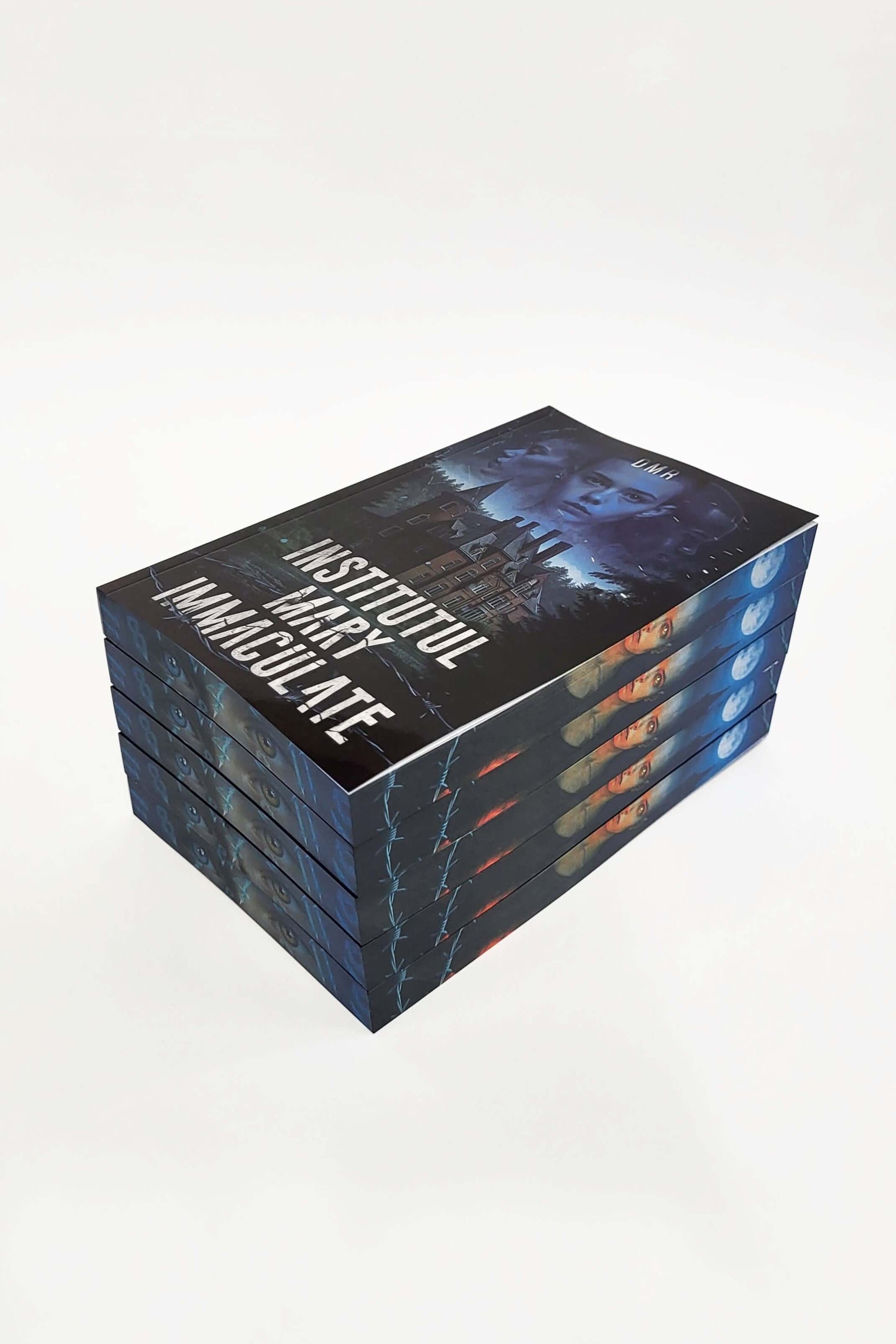 Institutul Mary Immaculate - PRINTED EDGES - Bookbite