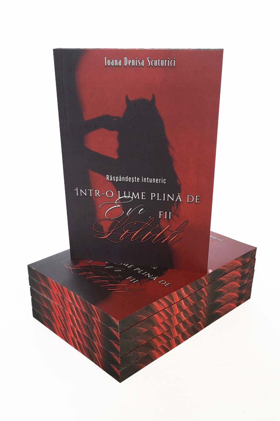 Într-o lume plină de Eve, fii Lilith - PRINTED EDGES