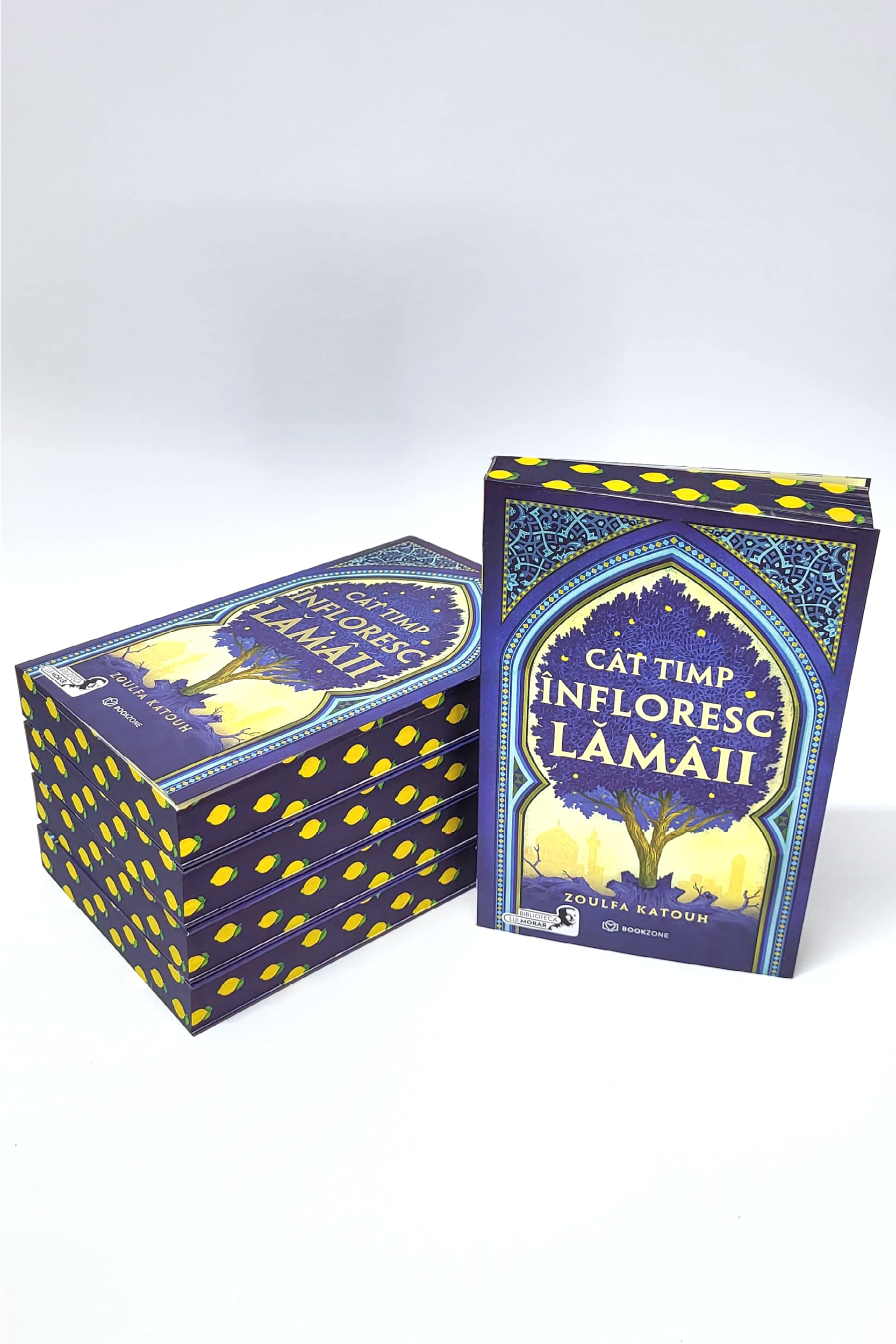 Cât timp înfloresc lămâii - PRINTED EDGES