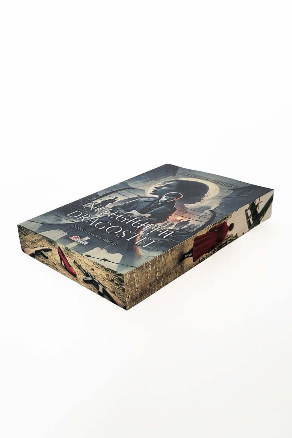 Nelegiuiții dragostei - PRINTED EDGES