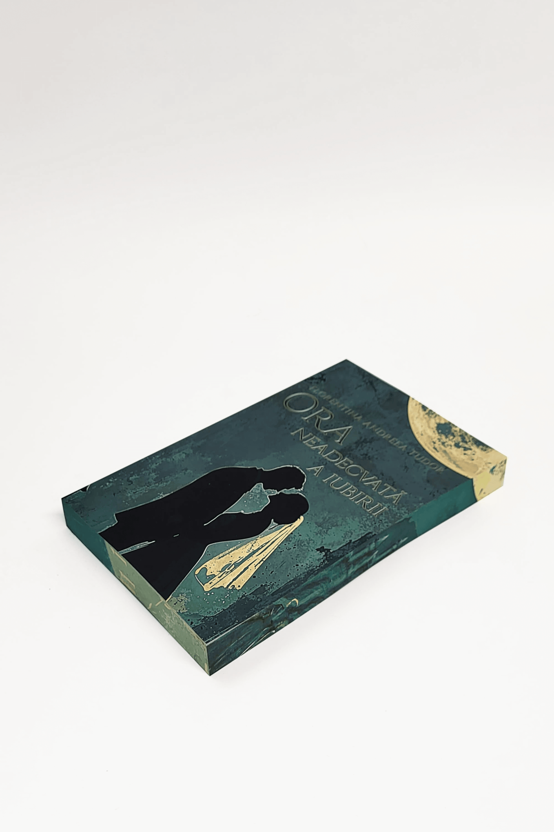 ORA NEADECVATĂ A IUBIRII - PRINTED EDGES