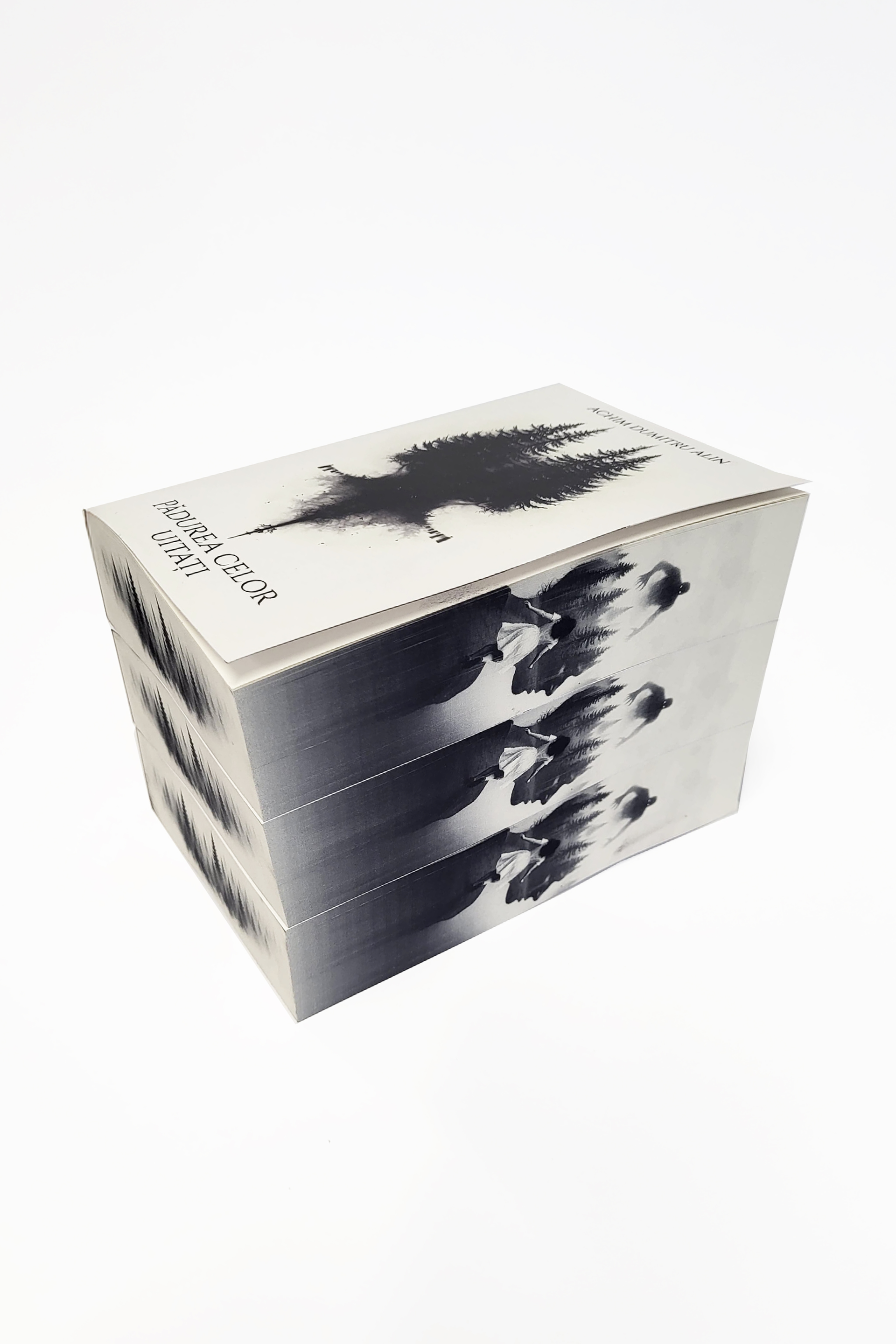 Pădurea celor uitați - PRINTED EDGES