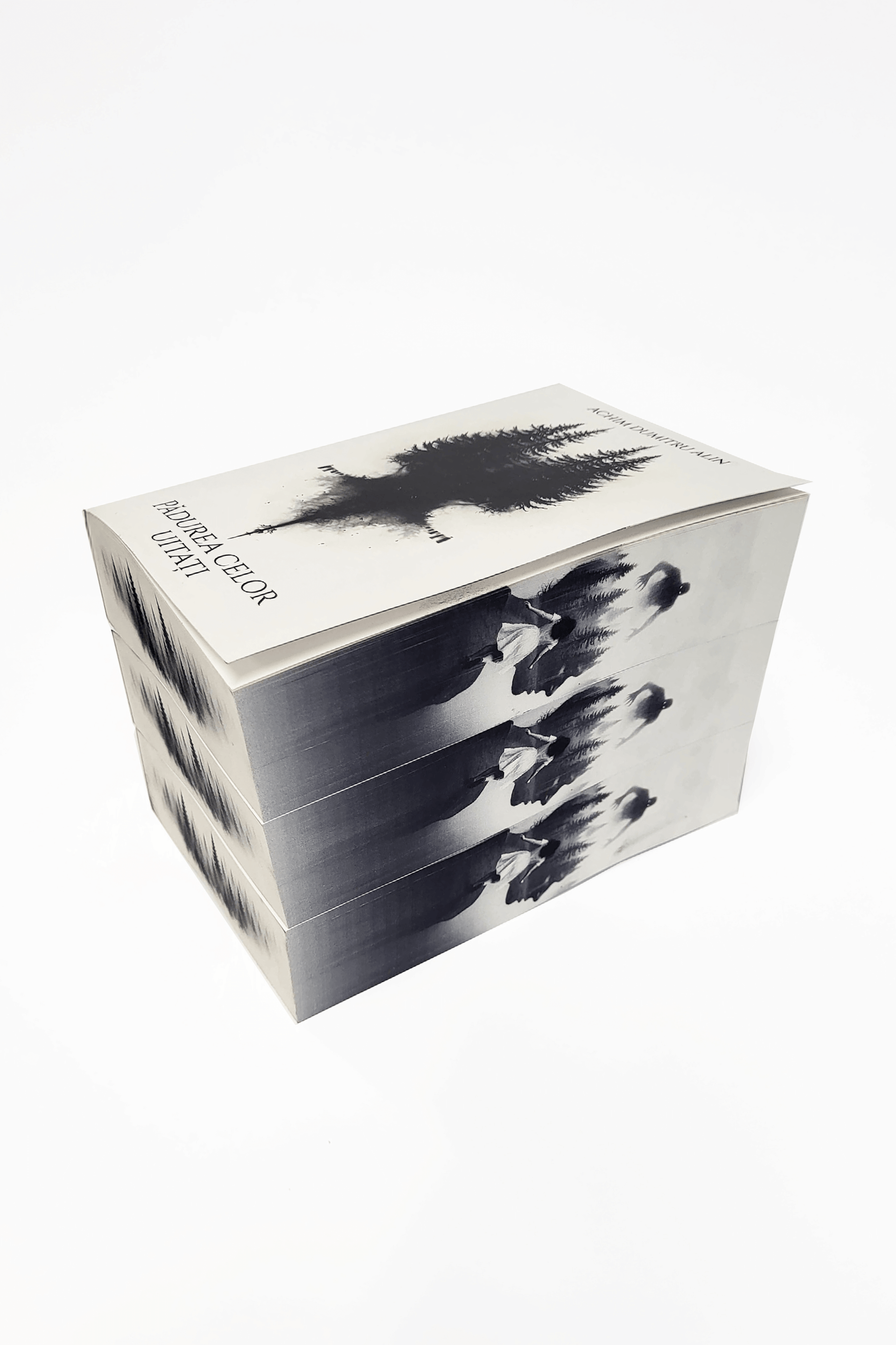 Pădurea celor uitați - PRINTED EDGES