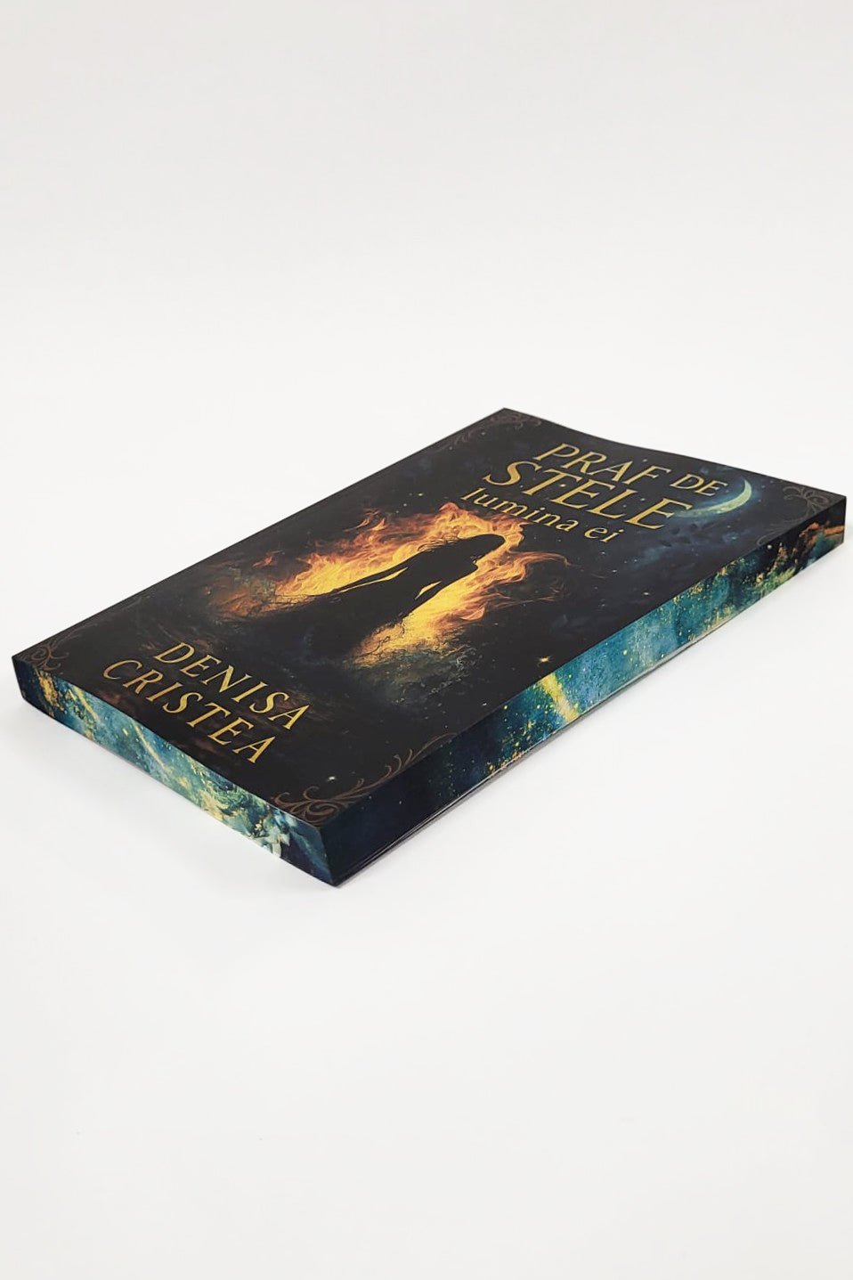 Praf de stele: lumina ei - PRINTED EDGES