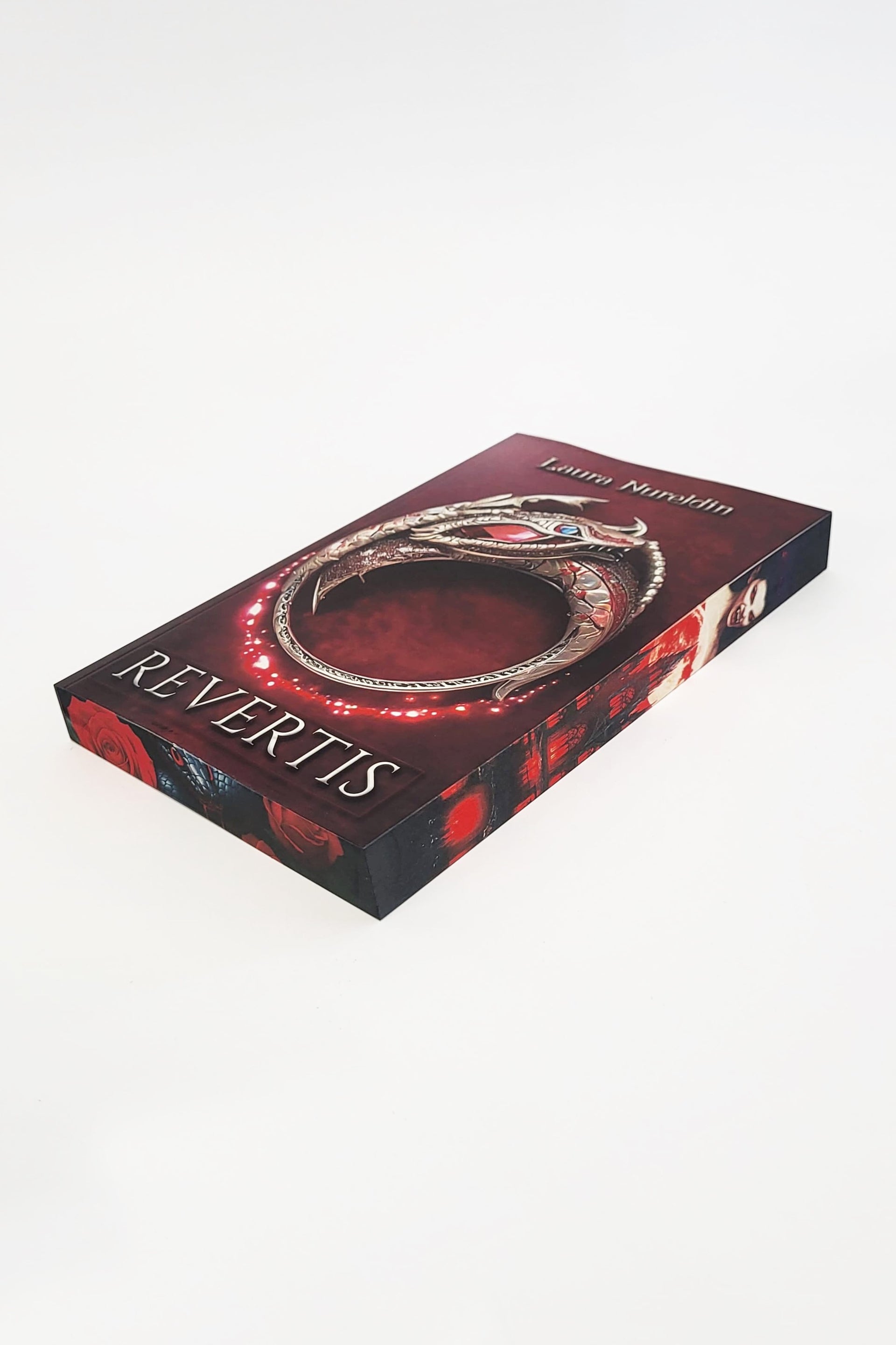 Revertis - PRINTED EDGES