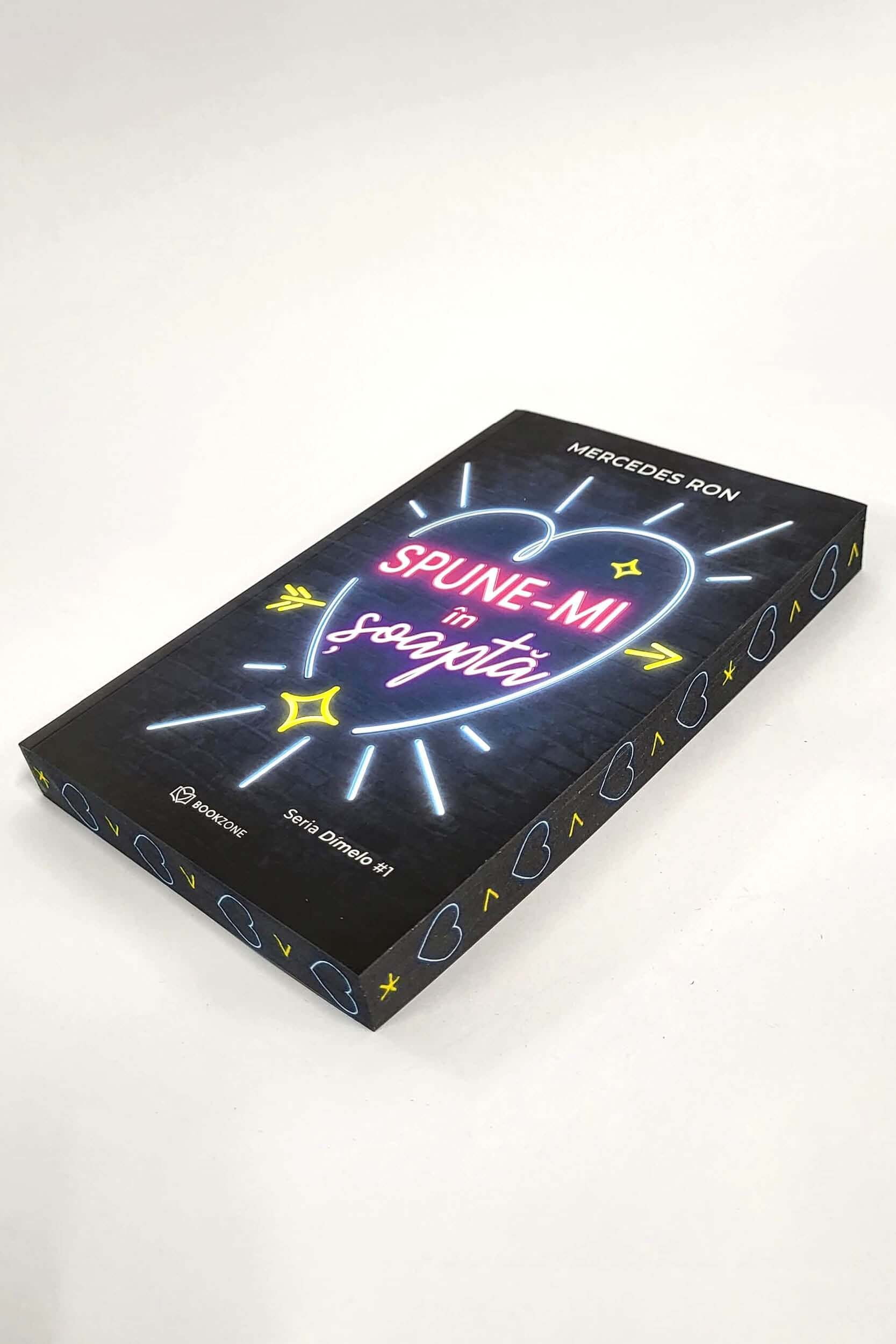 Spune-mi în șoaptă - PRINTED EDGES