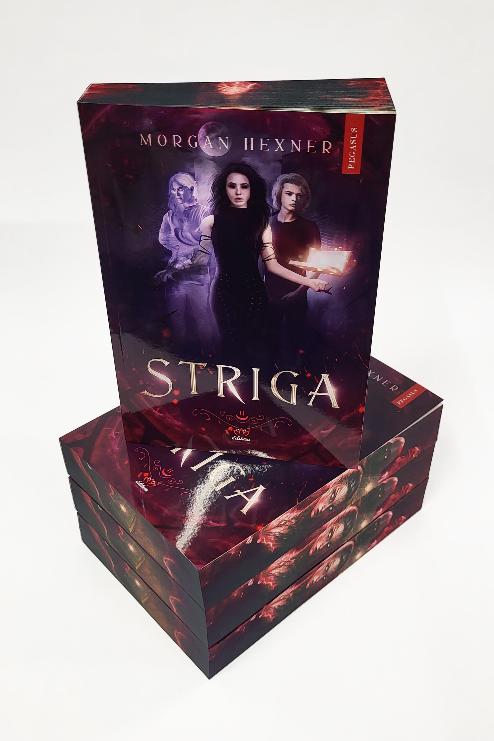 Striga - Seria: Harul (volumul 2) - PRINTED EDGES