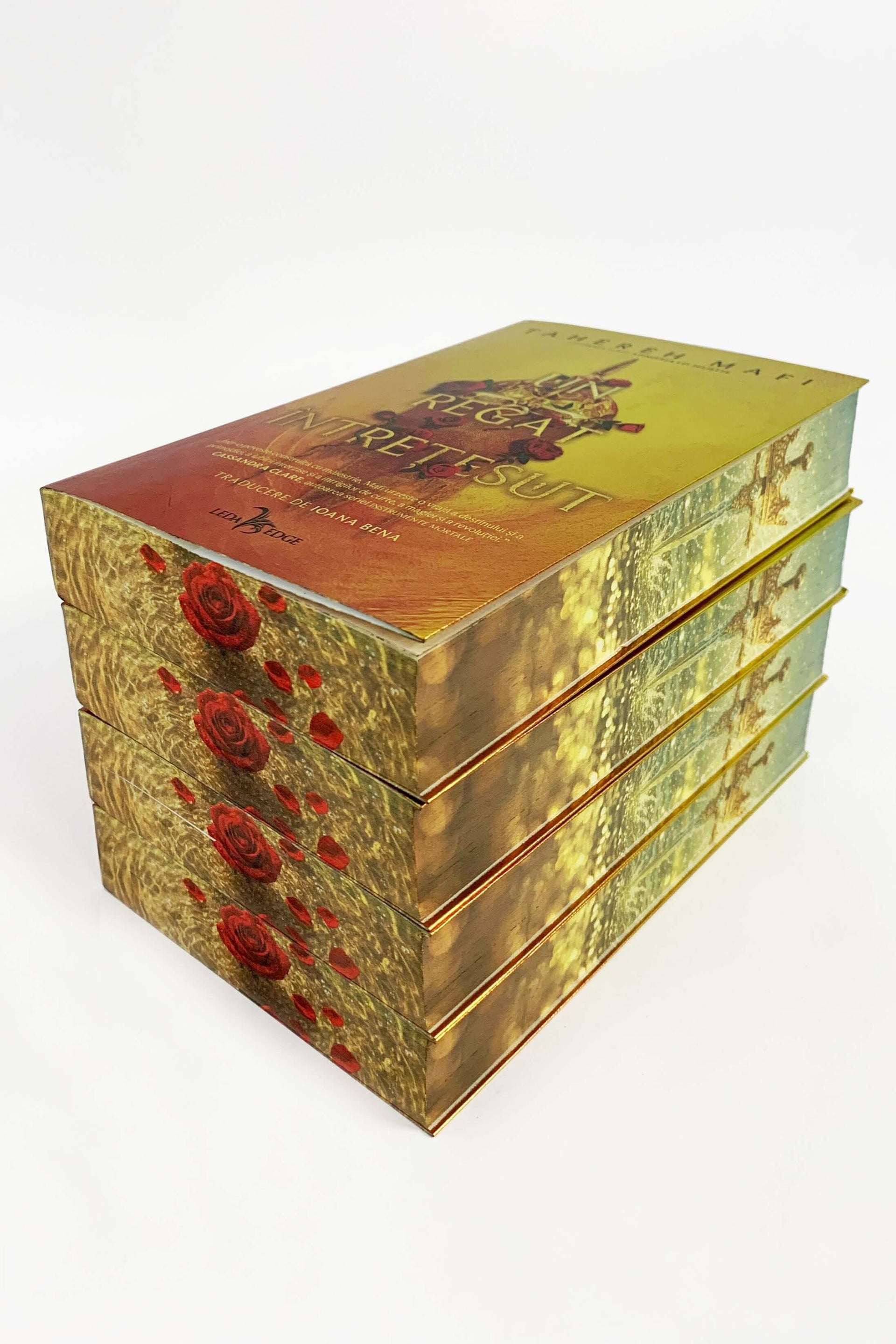 Un regat intretesut vol. 1 - PRINTED EDGES