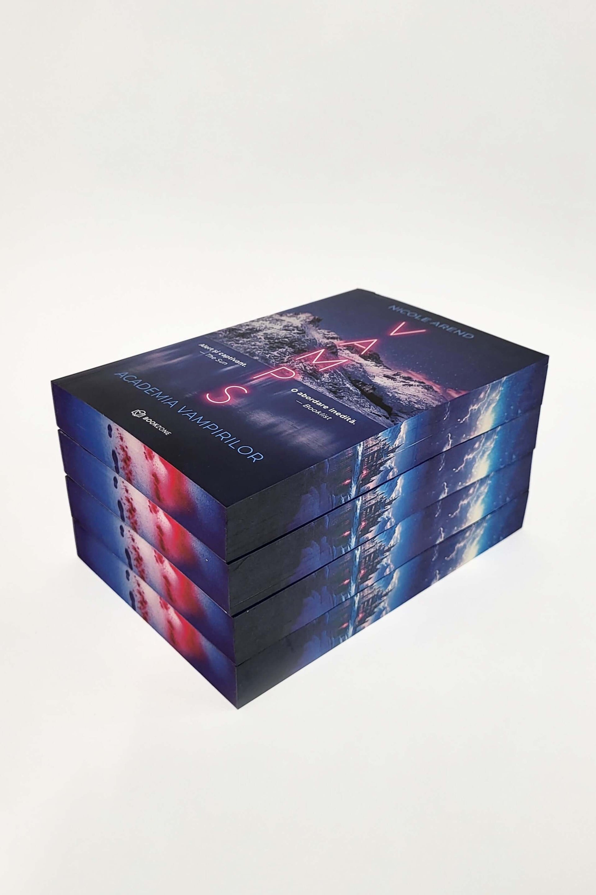 VAMPS - PRINTED EDGES - Bookbite