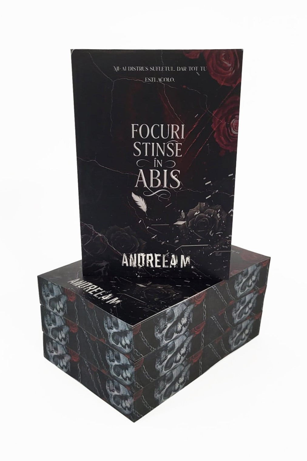 Focuri Stinse în Abis - EDIȚIE DE COLECȚIE - PRINTED EDGES