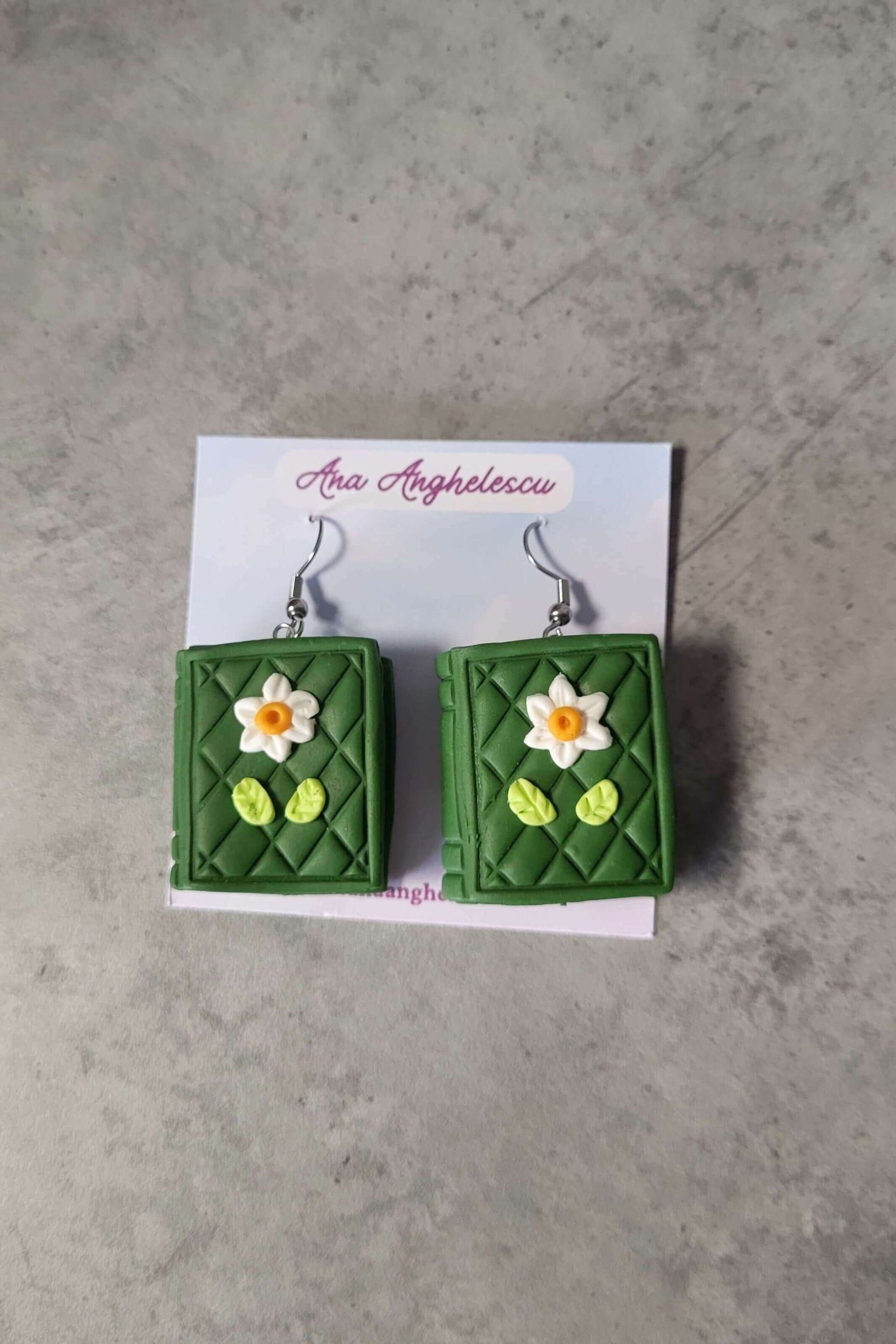 Cercei „Grădina Cărților”