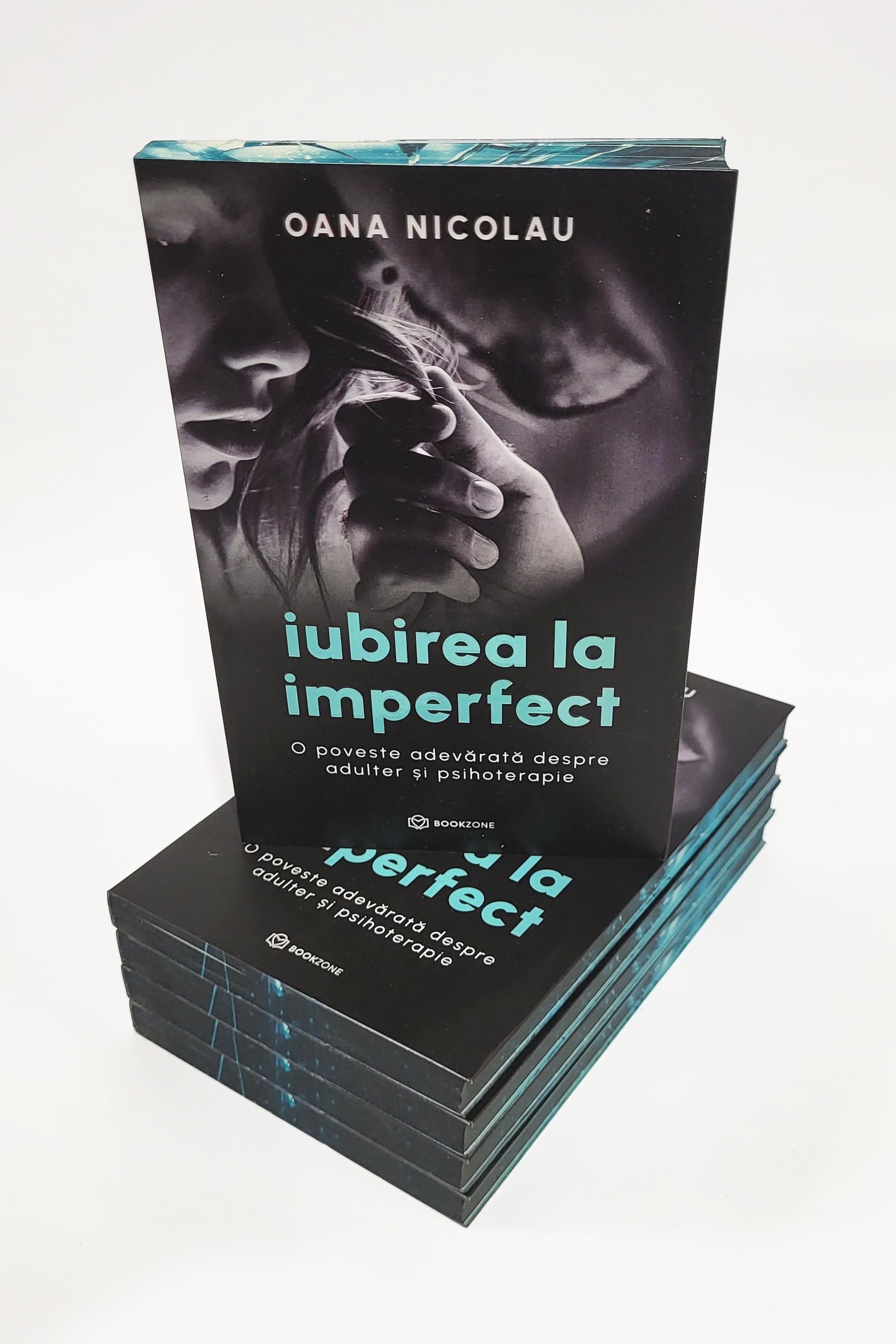 Iubirea la imperfect - PRINTED EDGES