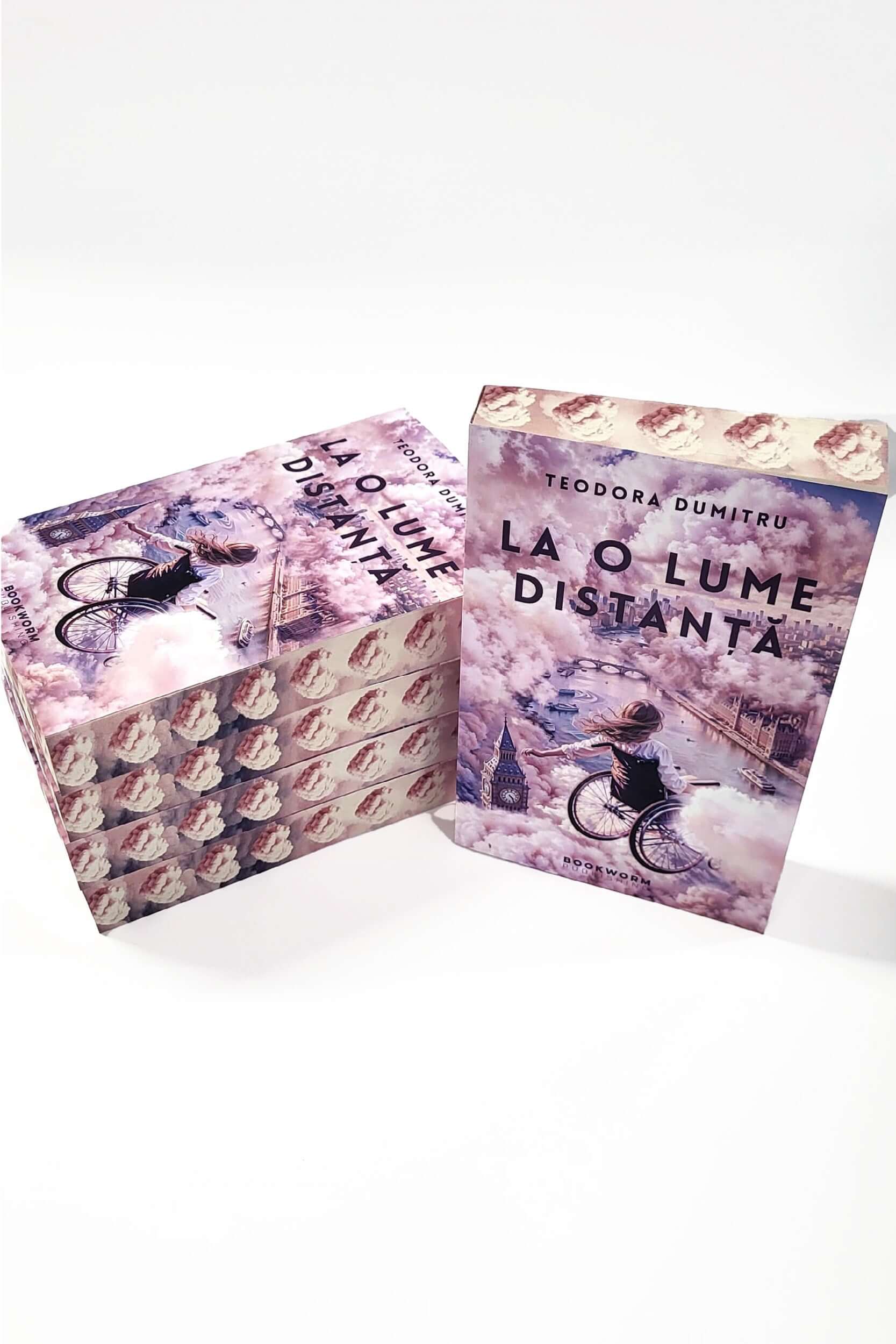 La o lume distanță - PRINTED EDGES