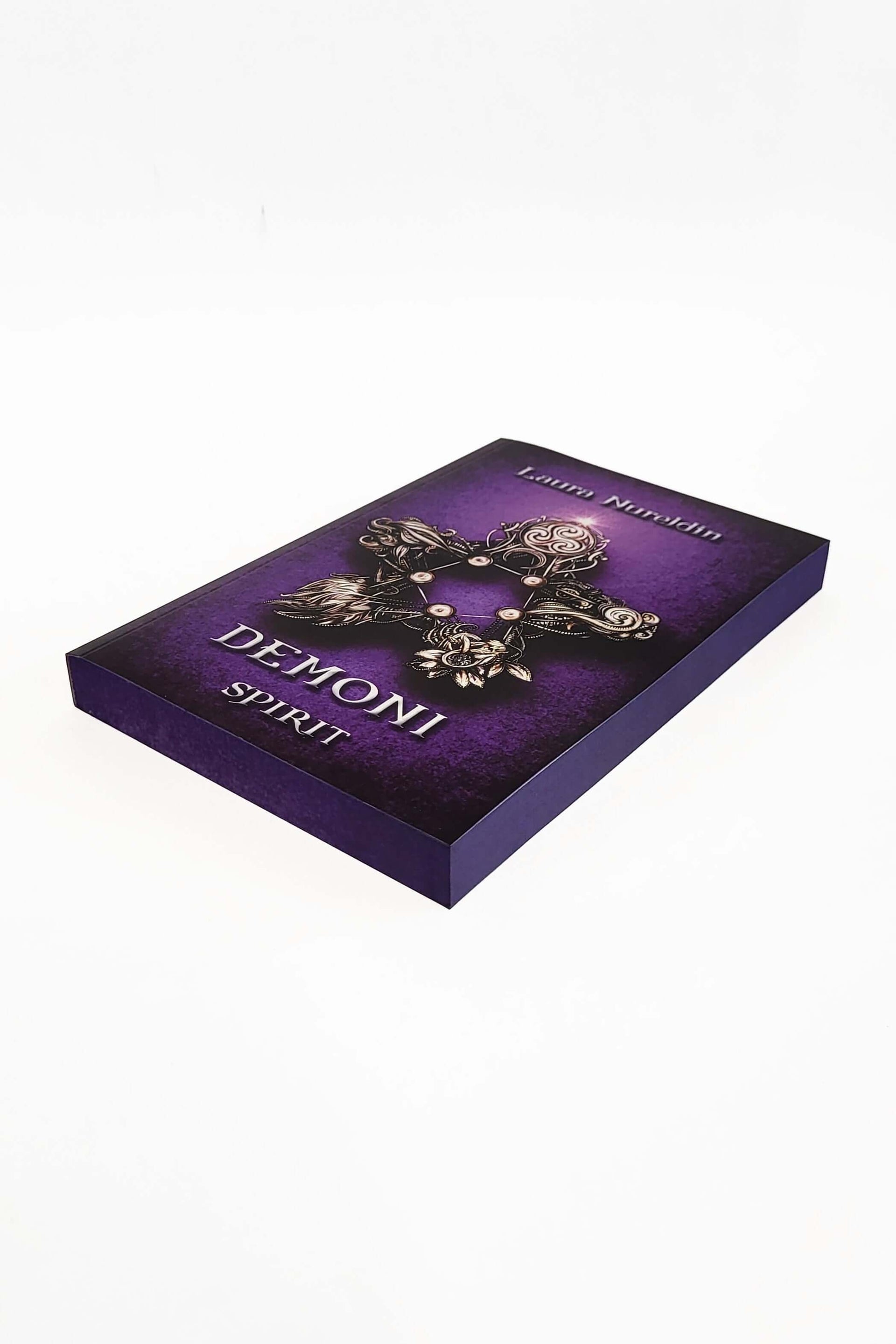 Demoni - V - Spirit - PRINTED EDGES - Bookbite