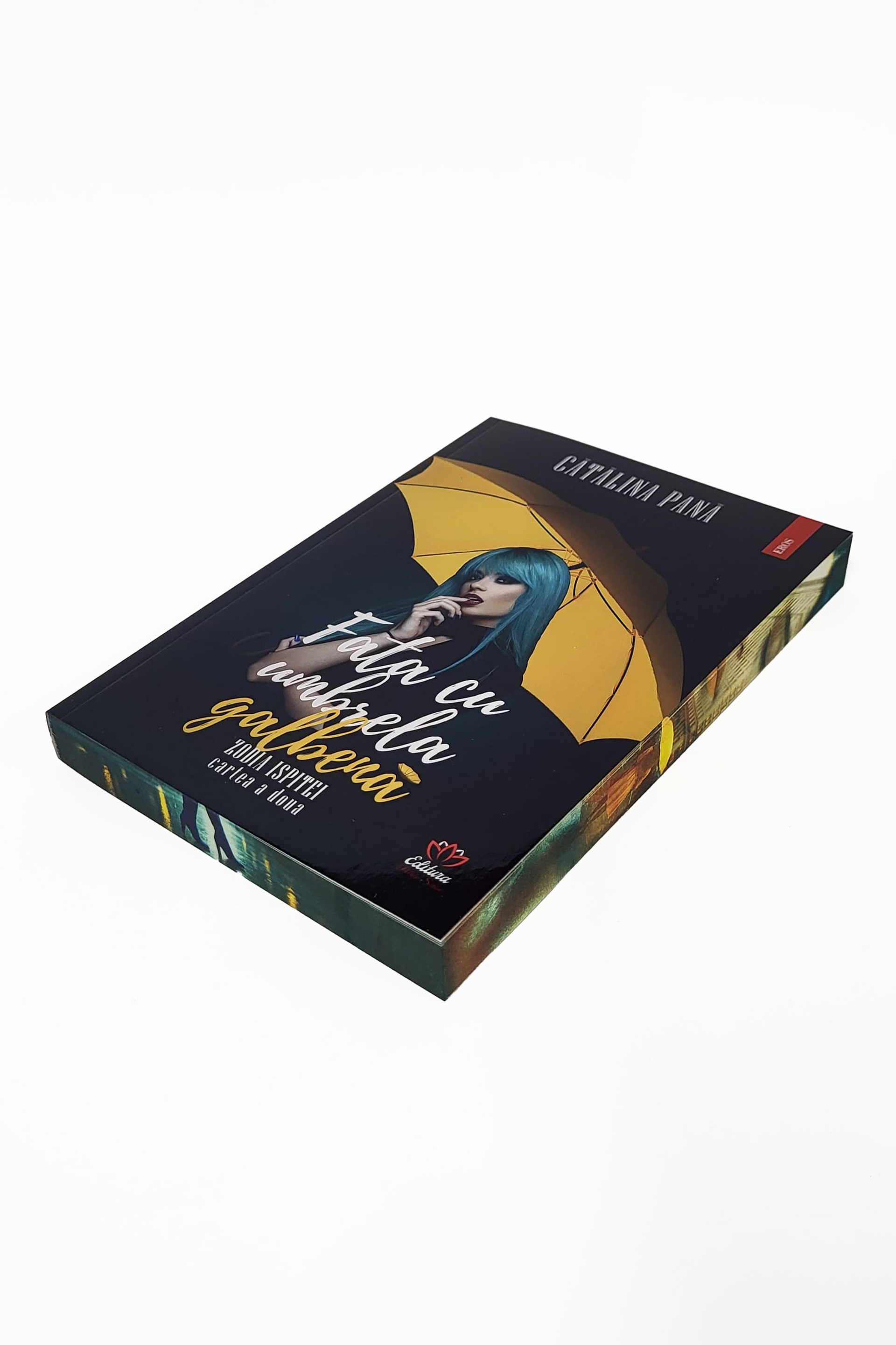 Fata cu umbrela galbenă - Seria: Zodia Ispitei, volumul II - PRINTED EDGES