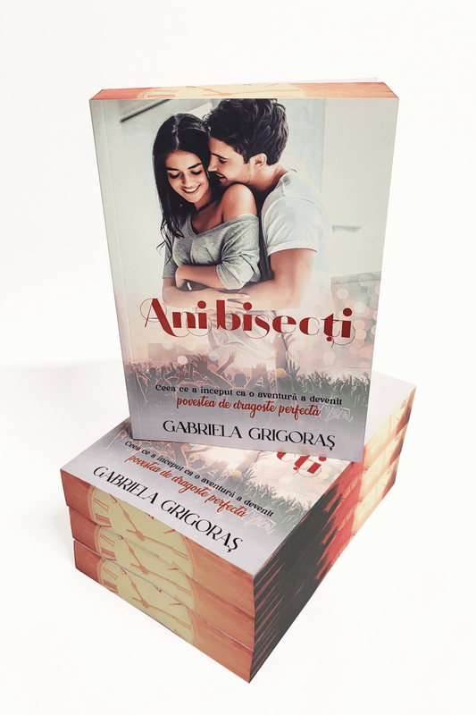 ANI BISECȚI - PRINTED EDGES - Bookbite