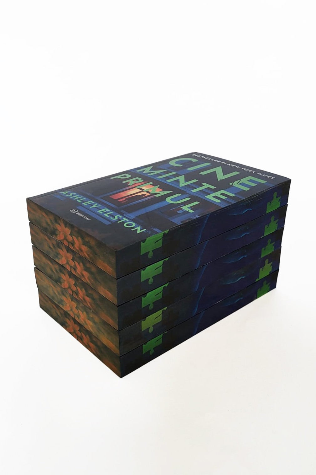Cine minte primul - PRINTED EDGES