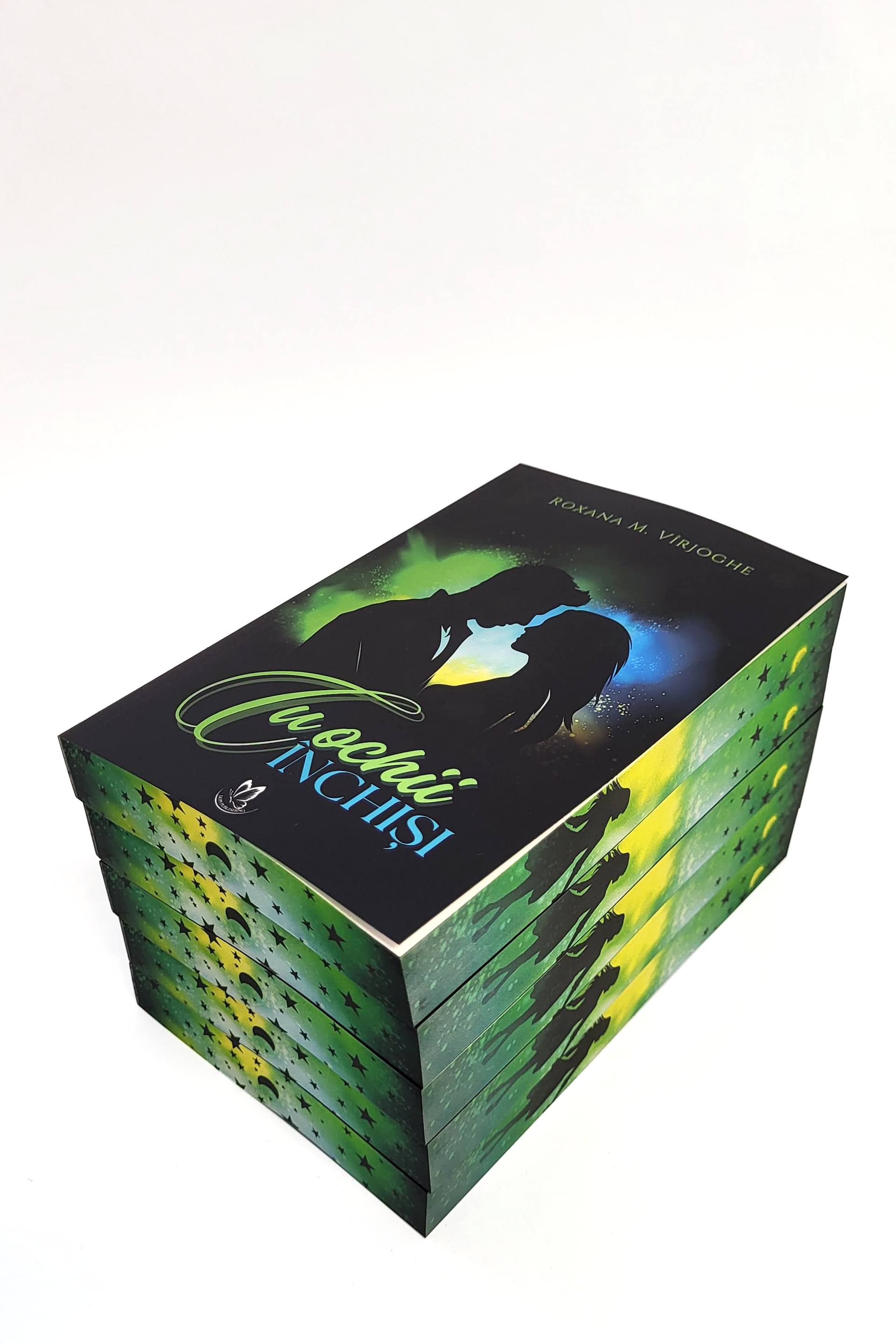 CU OCHII ÎNCHIȘI - PRINTED EDGES