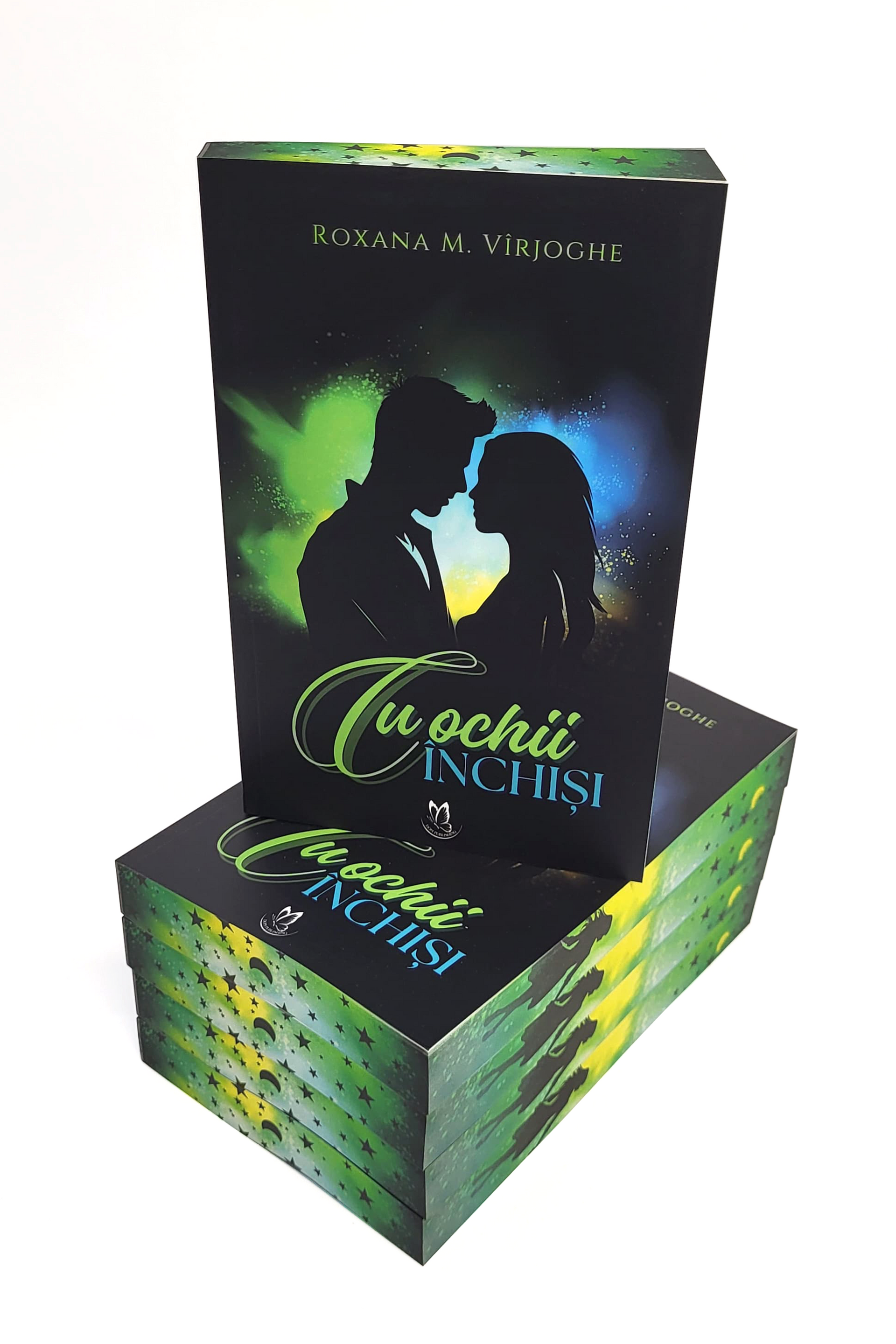 CU OCHII ÎNCHIȘI - PRINTED EDGES
