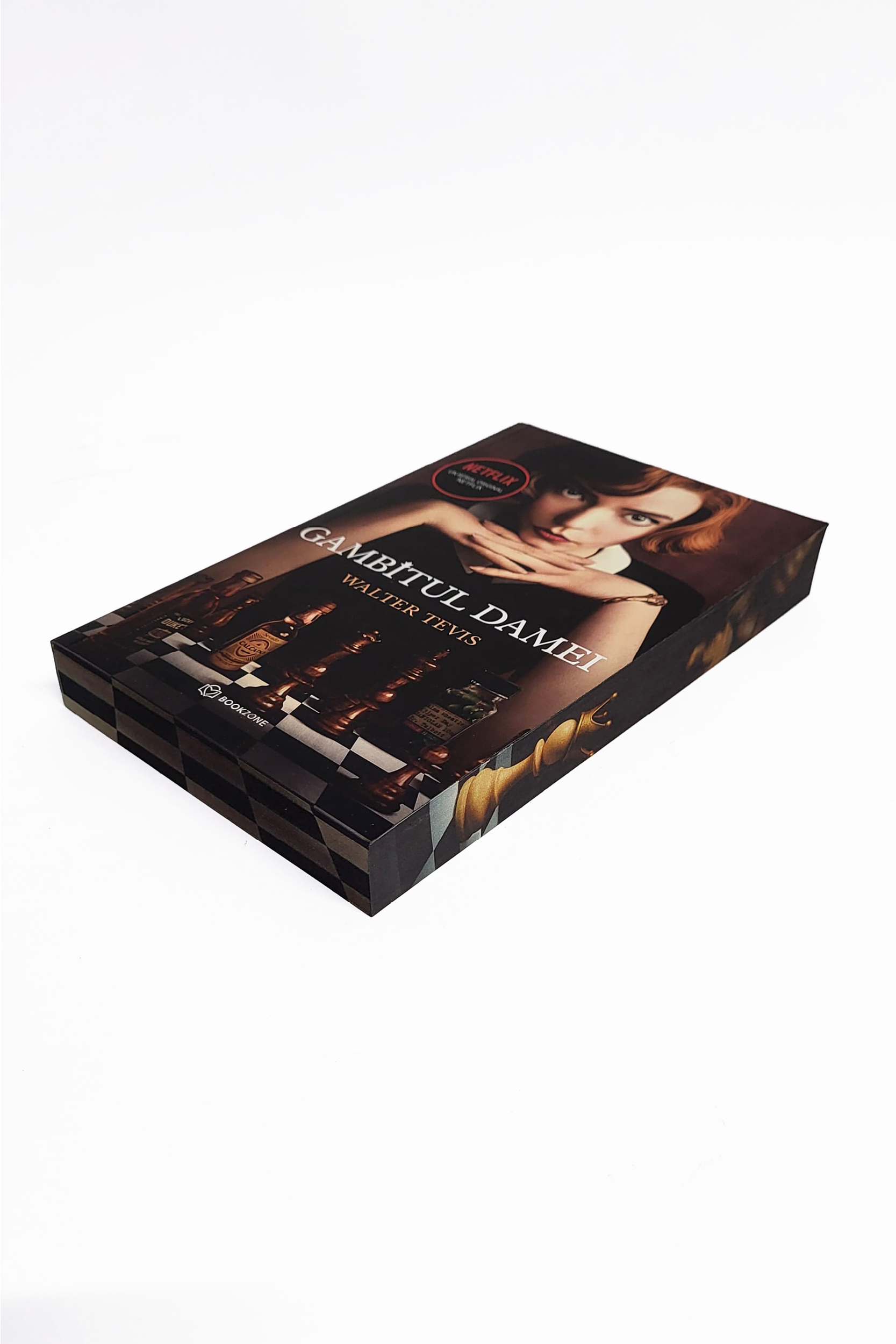 Gambitul Damei - PRINTED EDGES