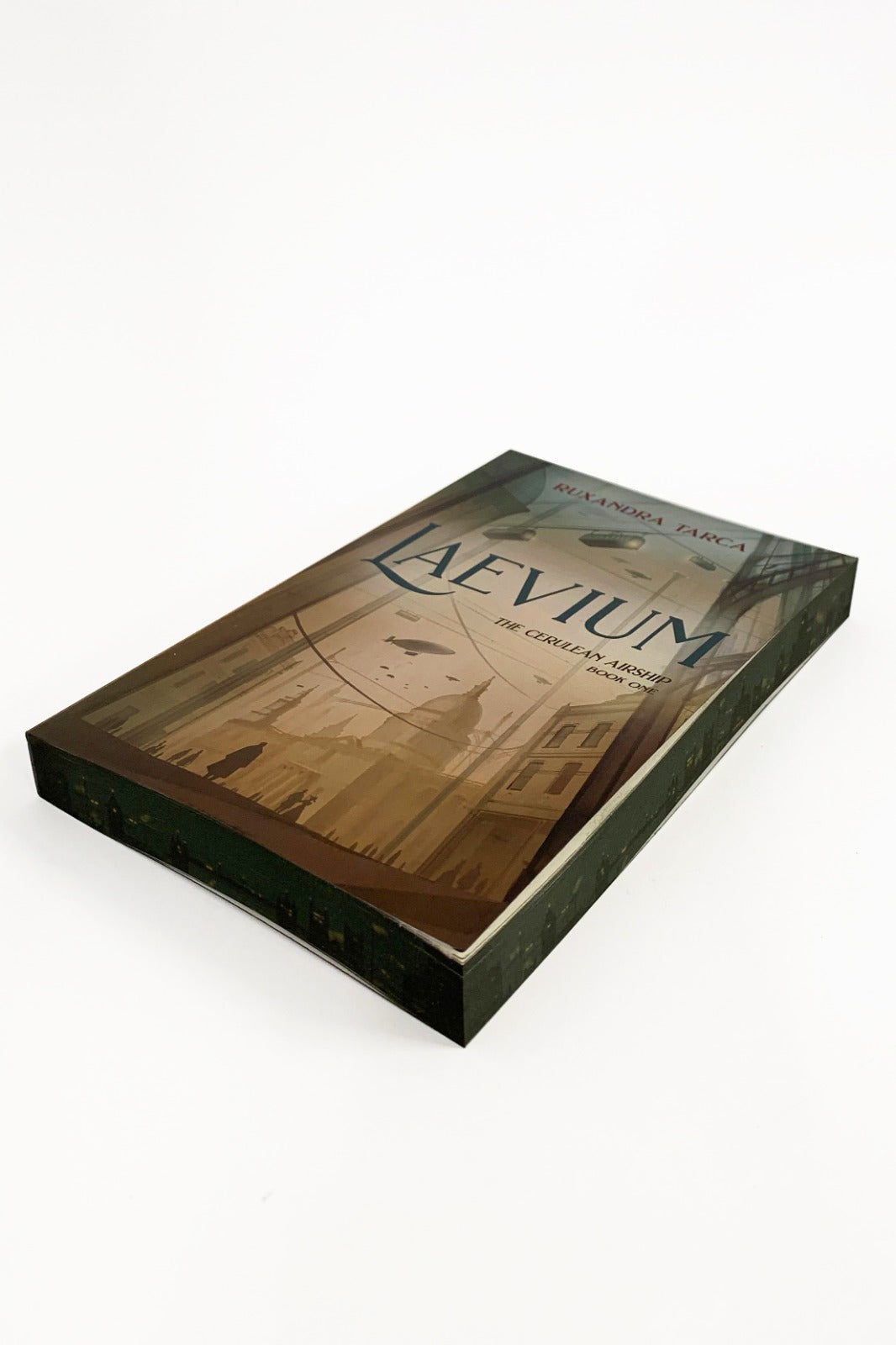 Laevium - PRINTED EDGES