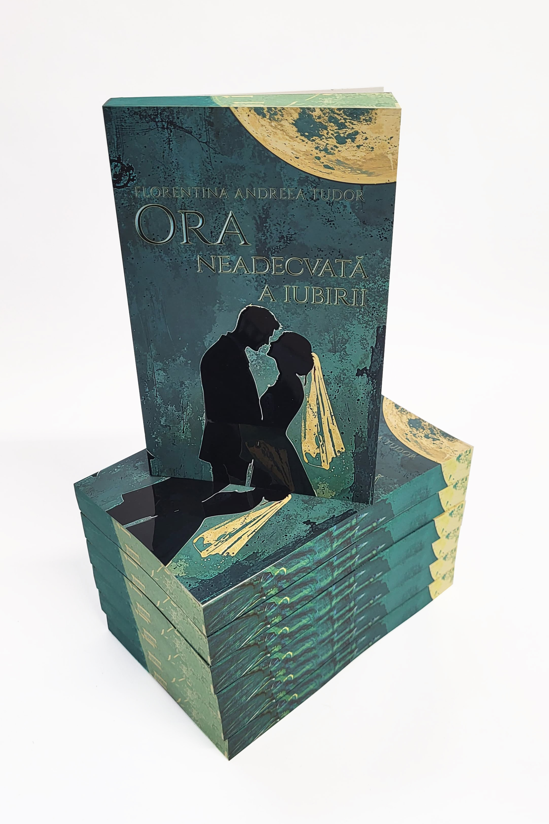 ORA NEADECVATĂ A IUBIRII - PRINTED EDGES