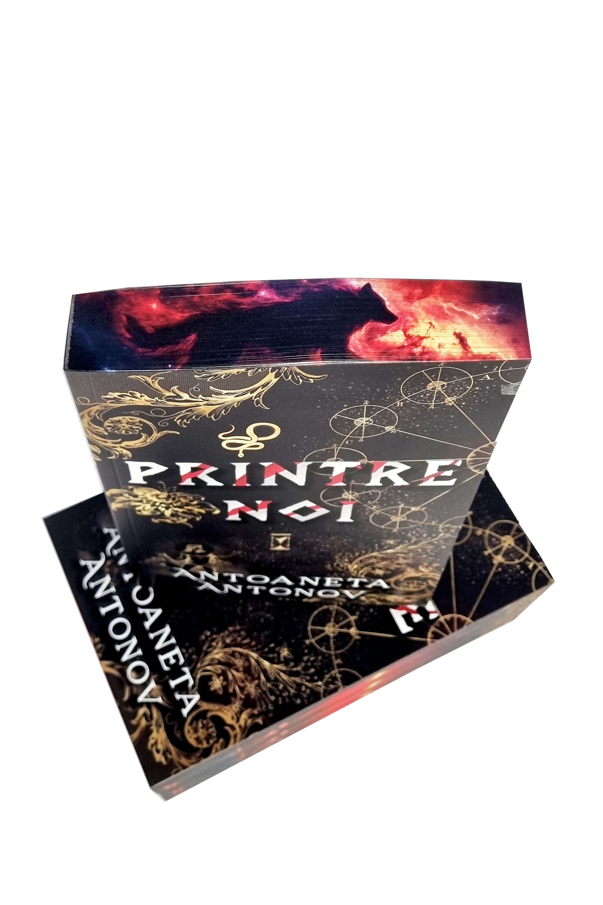 Printre Noi - PRINTED EDGES - precomandă