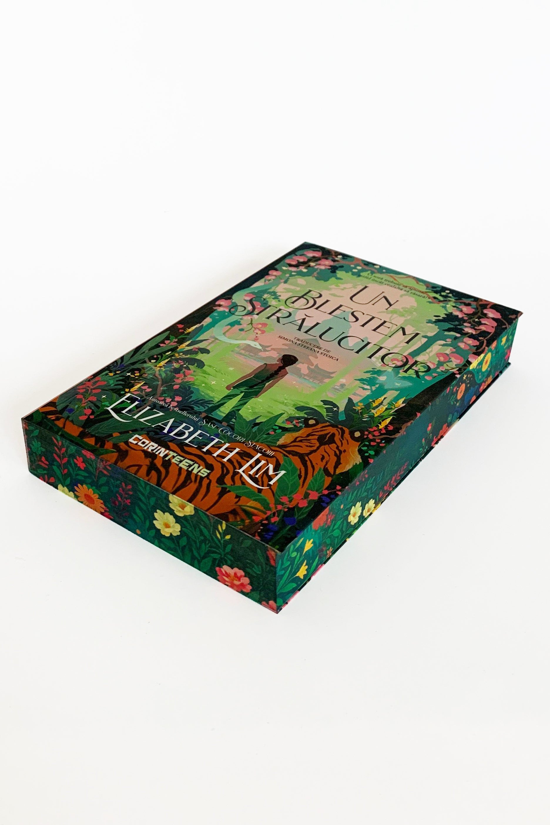 Un blestem stralucitor - PRINTED EDGES