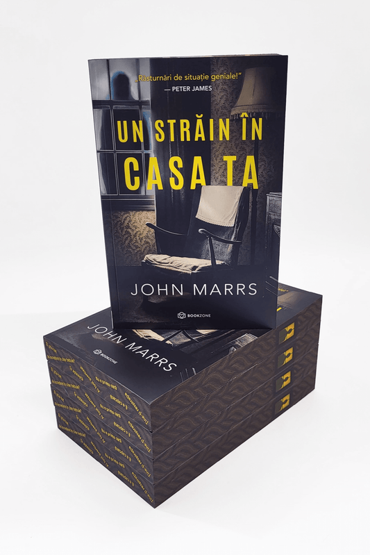Un străin în casa ta - PRINTED EDGES - Bookbite