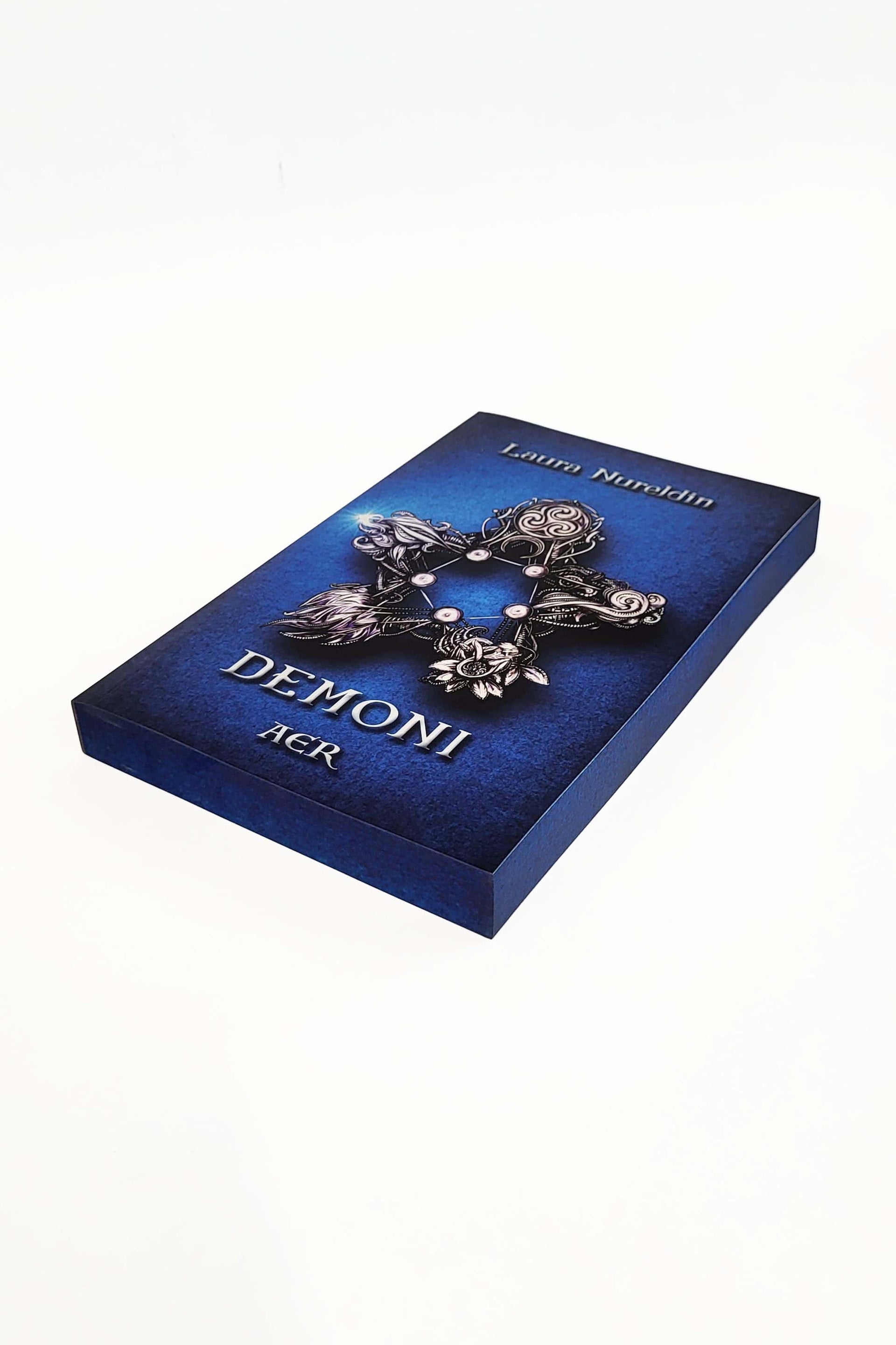 Demoni - III - Aer - PRINTED EDGES