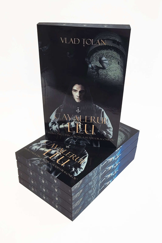 Cavalerul Leu (Prima parte din Cronica Frăției Dragonilor) - PRINTED EDGES - Bookbite