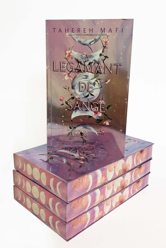 Un regat intretesut vol. 3 Legamant de sange - PRINTED EDGES - Bookbite