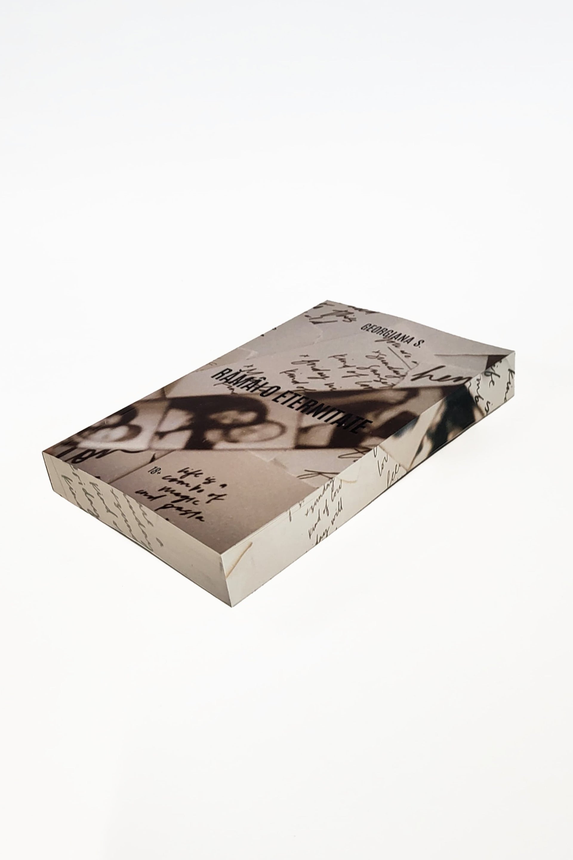 RĂMÂI O ETERNITATE - PRINTED EDGES